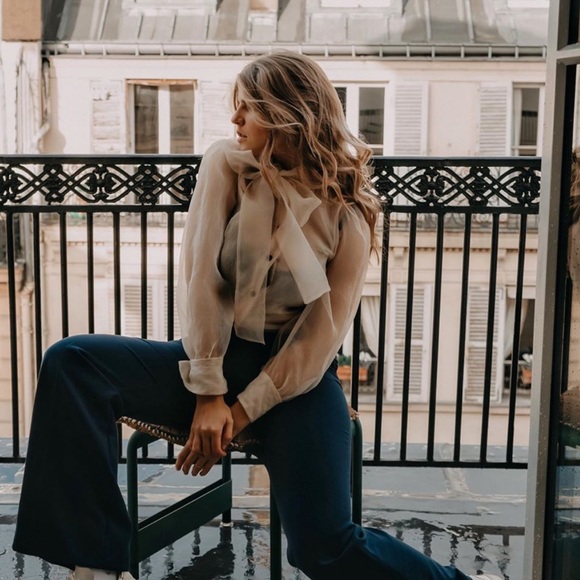 Zara organza top with tie bloggers favorite - Picture 2 of 8